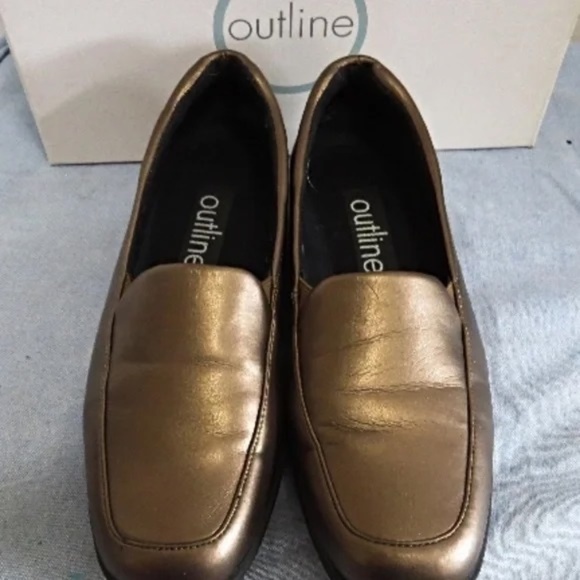 Outline Comfort Loafers Bronze Size 6.5 From the Bay - Picture 4 of 6
